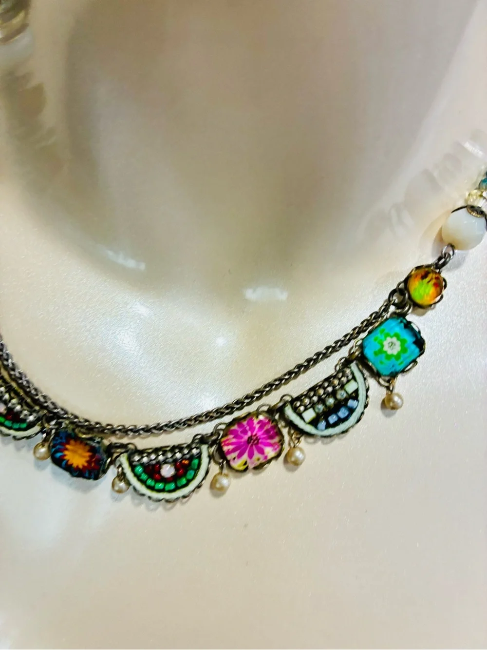 VTG Multicolor Mini Mosaic Floral Glass Bead Necklace with Silver-Tone Chain